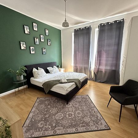 Gemuetliche 2-Zimmer Wohnung Im Zentrum Neumuenster Ngoại thất bức ảnh
