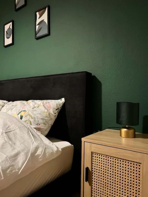 Gemuetliche 2-Zimmer Wohnung Im Zentrum Neumuenster Ngoại thất bức ảnh