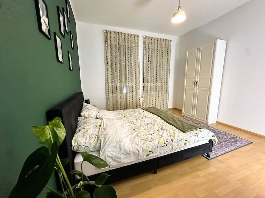 Gemuetliche 2-Zimmer Wohnung Im Zentrum Neumuenster Ngoại thất bức ảnh