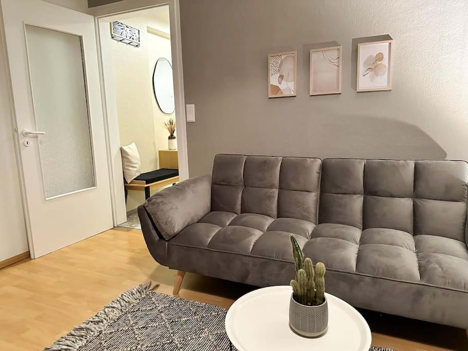 Gemuetliche 2-Zimmer Wohnung Im Zentrum Neumuenster Ngoại thất bức ảnh