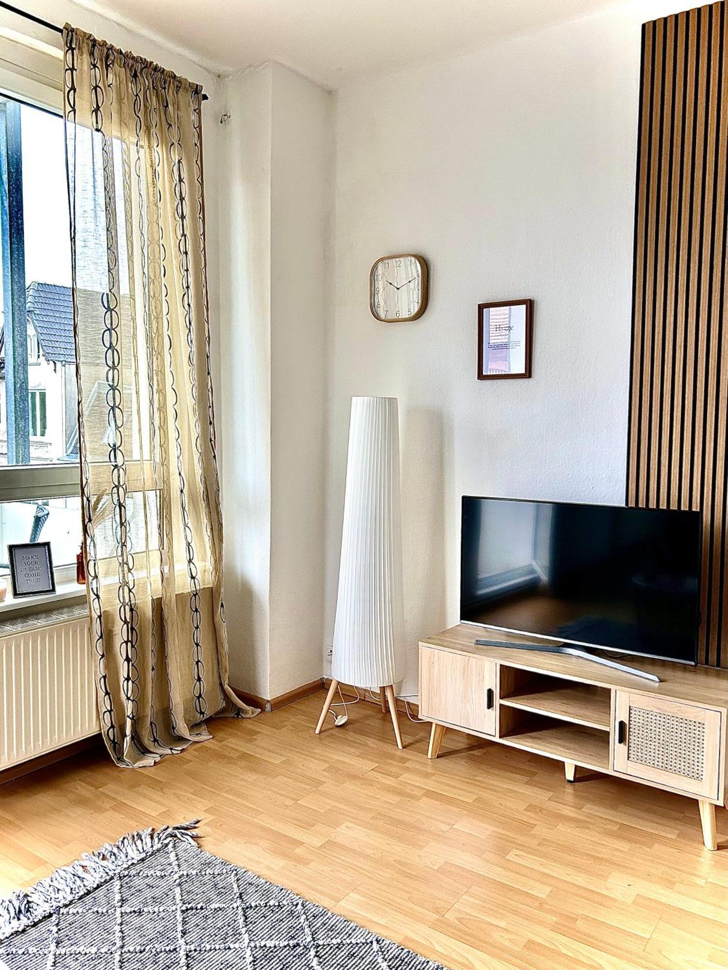 Gemuetliche 2-Zimmer Wohnung Im Zentrum Neumuenster Ngoại thất bức ảnh